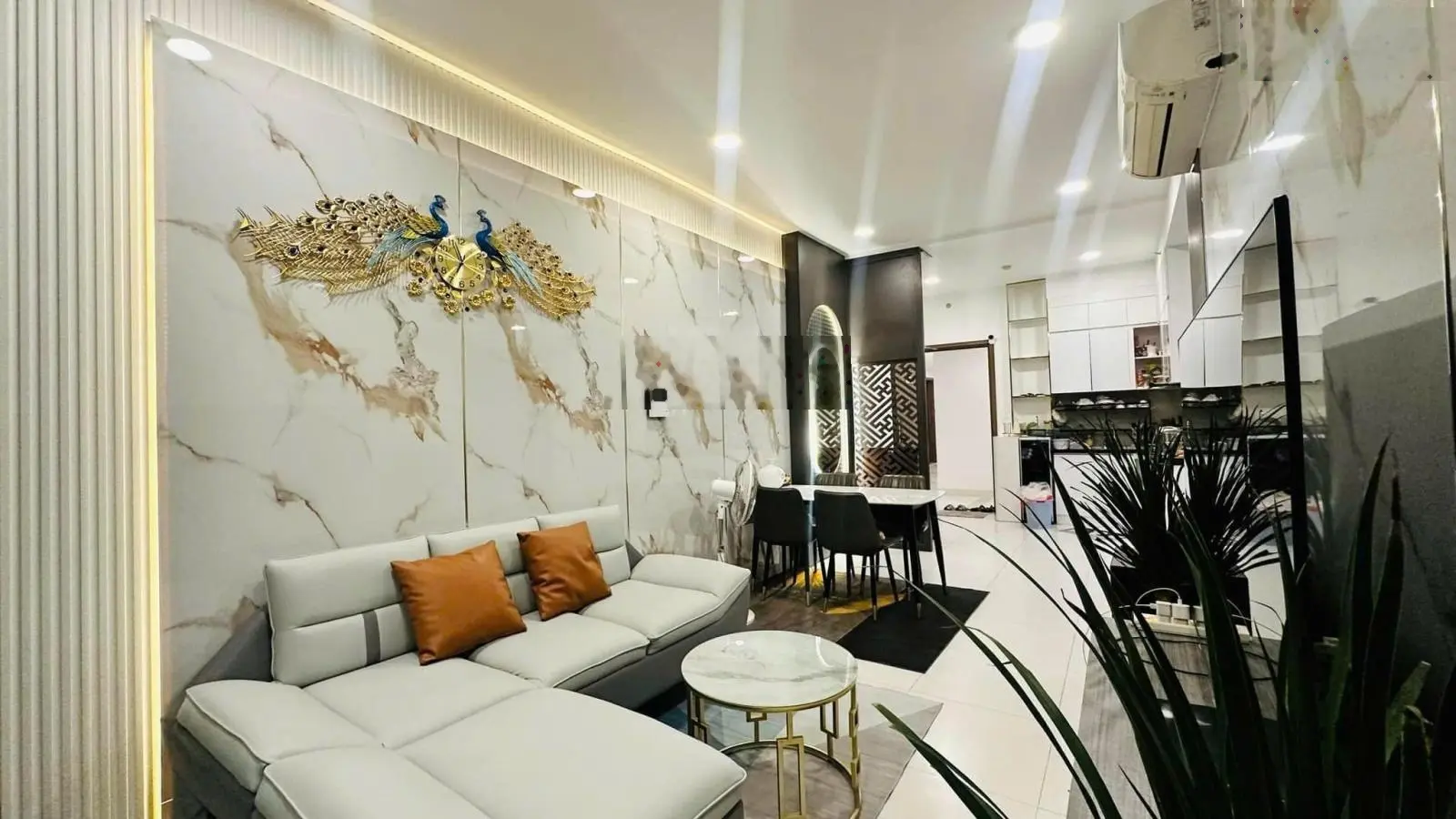 Bán Nhanh căn hộ Q9 sát Q2, giá 1tỷ750, đã có sổ hồng, giảm thêm cho khách chốt nhanh