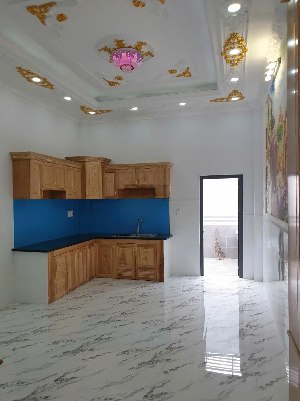 Bán Nhà mới xây 100% 1 trệt 2 lầu hẻm nguyễn thị sóc gần nhà thờ tân mỹ , chợ đầu mối hóc môm