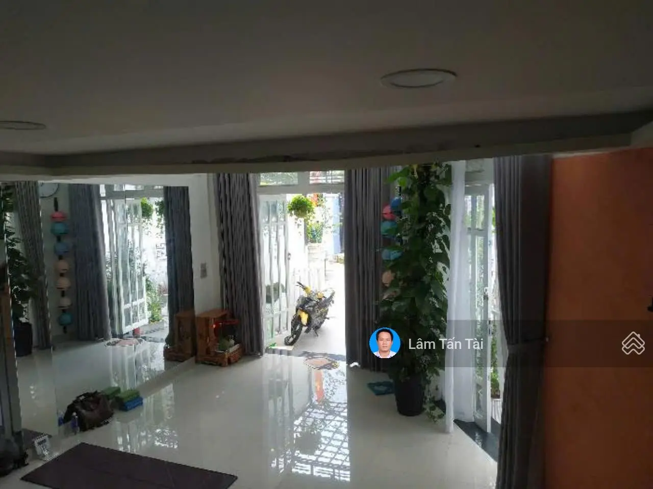 Nhà Đẹp Lê Trọng Tấn, 62m2, Sân để xe hơi, Nở hậu, Nhỉnh 6 tỷ, MS 13924LTT6.9