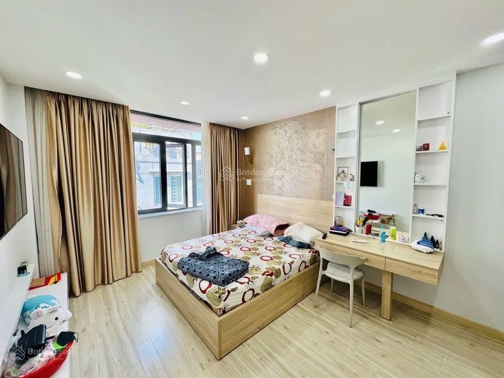 Bán nhà đẹp 5 tầng cao thắng, quận 3 có thang máy tặng toàn bộ nội thất xịn
