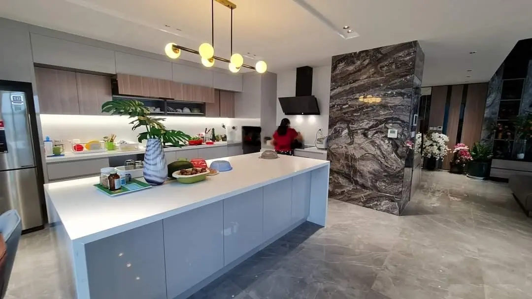 Bán că Duplex chung cư Lancaster Núi Trúc diện tích 600m2