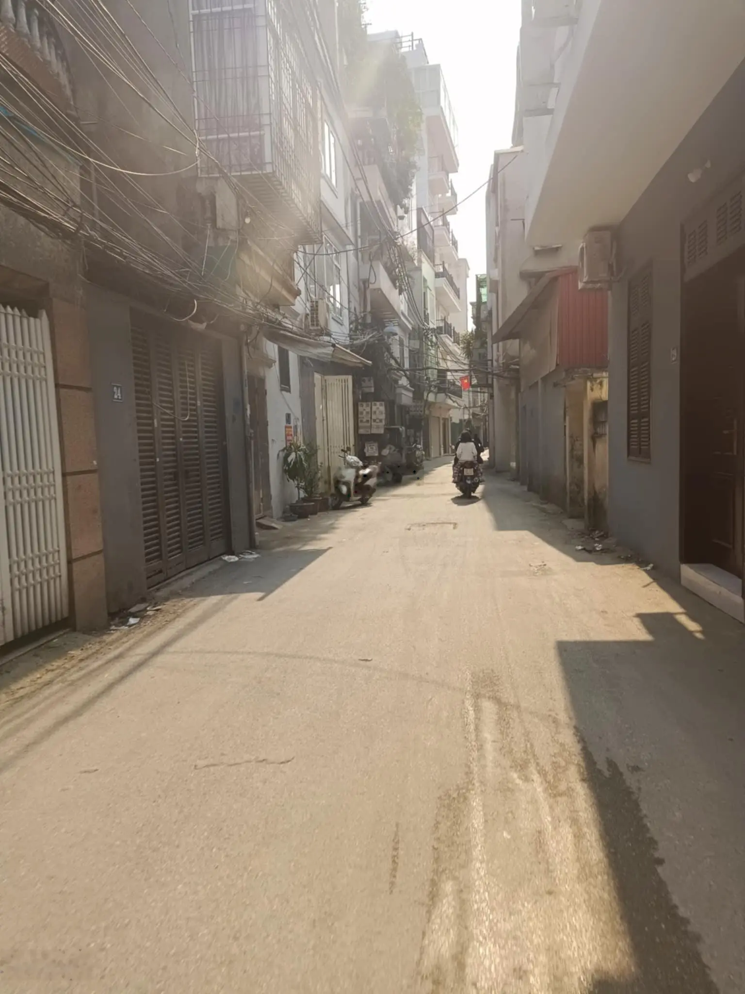Đỉnh nóc kịch trần, nhà Trần Phú, Văn Quán, Hà Đông, DT 38m, giá 6.9 tỷ, thang máy, gần oto tránh.