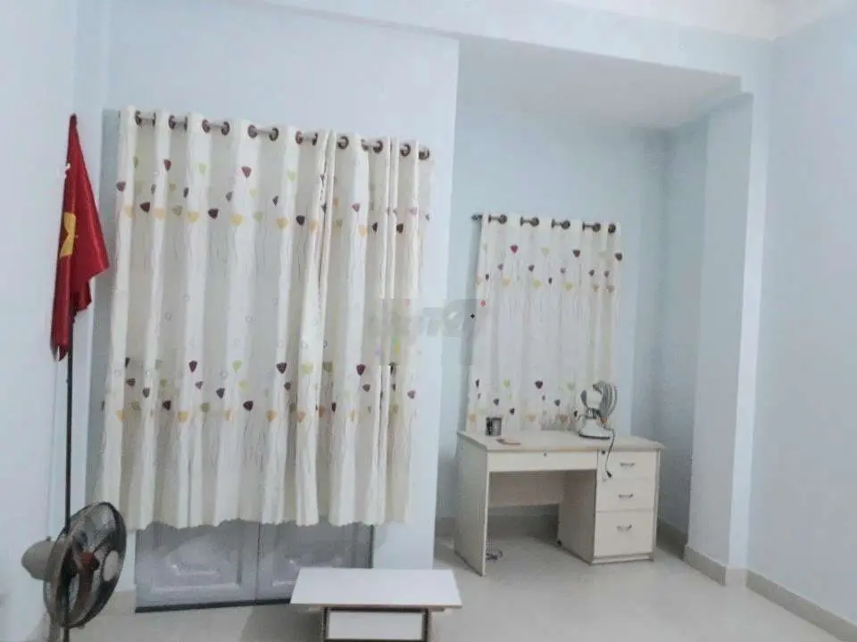 Nhà 2 tầng,P.Trung Mỹ Tây,DT:4 x 11 (CN: 45m2),nhà sạch đẹp chắc chắn