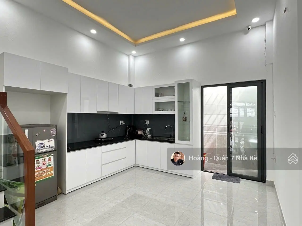 Nhà Hẻm Xe Hơi Đường 8m Huỳnh Tấn Phát DT4x15.35m 1Trệt 2Lầu Sân Thượng 4PN 5WC - Cách Q7 tầm 2.5Km