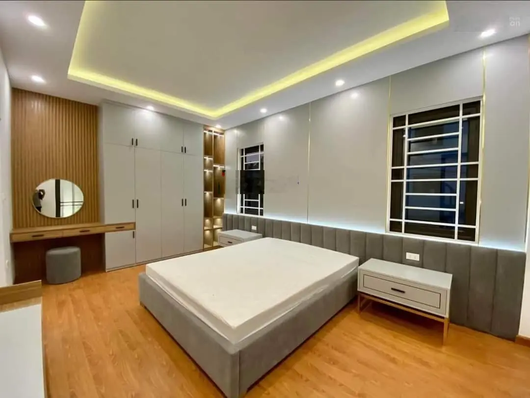 Bán nhà Cầu Diễn 40m2 - ô tô đỗ cổng 10m - thiết kế hiện đại 4PN - sổ vuông đẹp, 4T - 4 tỷ 49