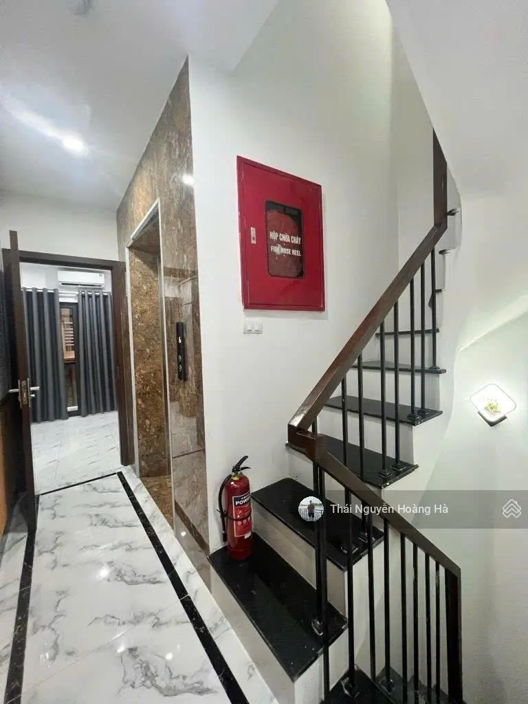 (Siêu phẩm) tòa Apartment 64m2 x 18P hồ Linh Quang - Cách hồ và bãi ô tô 30m. Dòng tiền 1,4 tỷ/năm