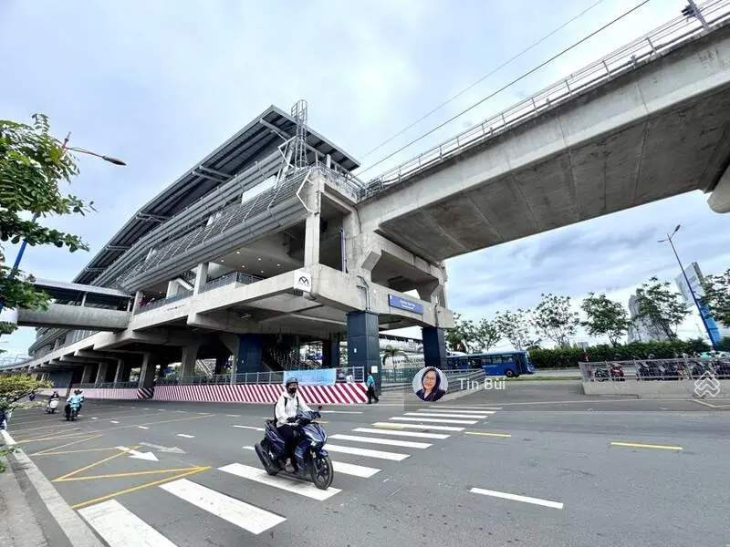 Bán nhà MTKD Nam Hòa - 4 tầng - DT 165m2 ngang 5,5m - TN 35tr/tháng - ra ga Metro Phước Long 400m