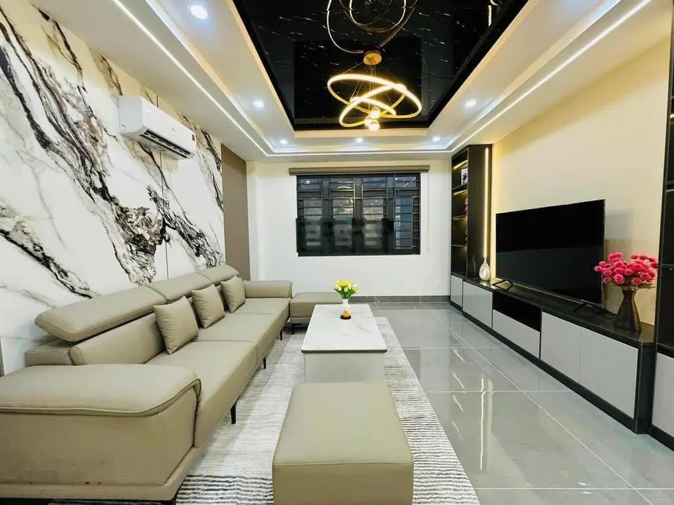 Chính chủ ký gửi bán gấp nhà Tô Ngọc Vân P. Thạnh Xuân, Q12, 64m2, hẻm xe hơi, sổ hồng
