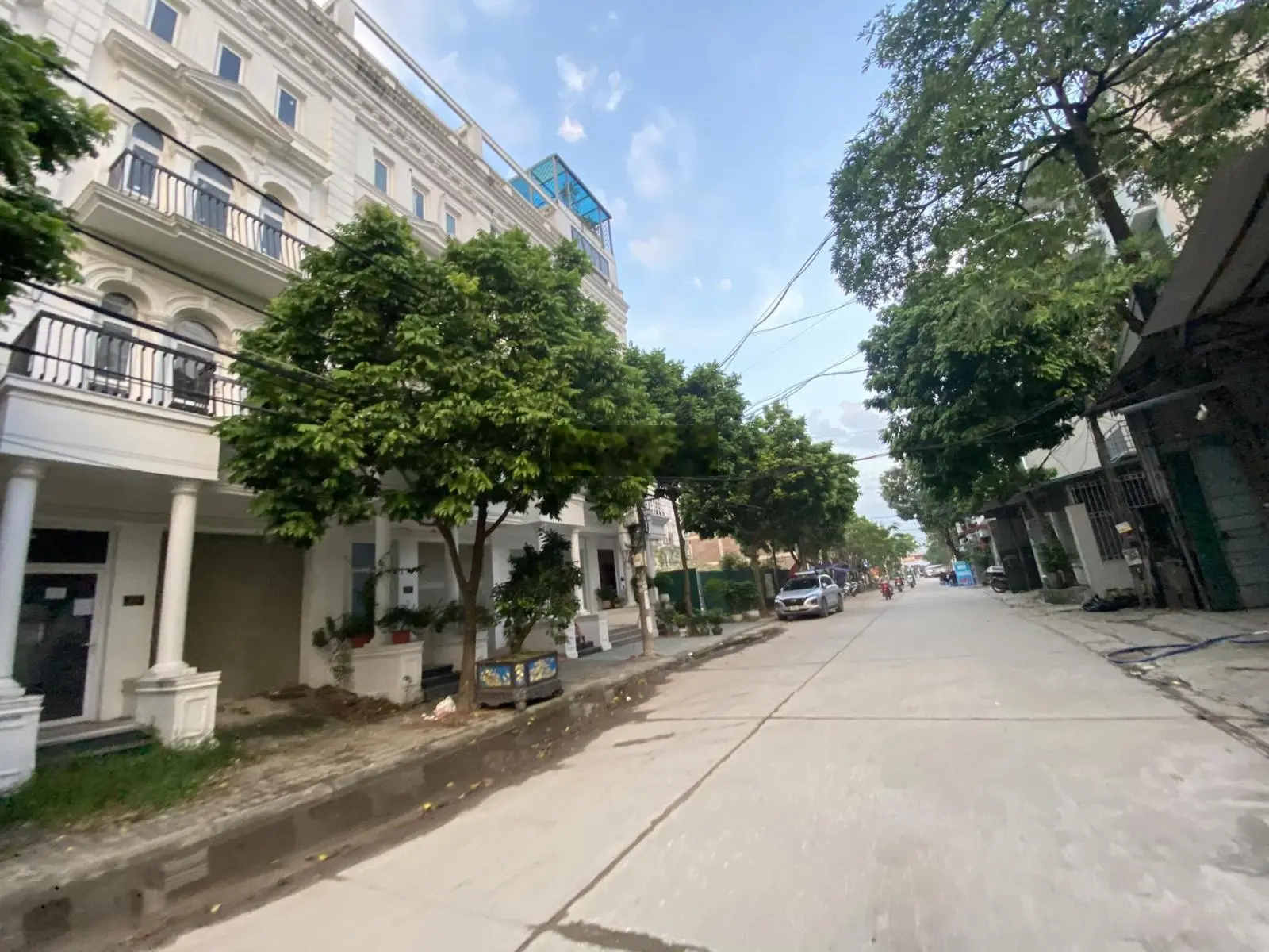 Bán 75m2 đất Đại Mỗ, hàng xóm Louis, ô tô vào Đất, mặt tiền 5m, hậu 5m, giá Đầu tư. LH 0366 285 ***