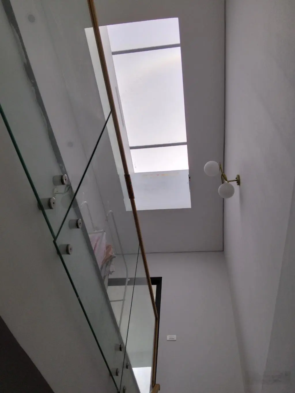Miêu nha_6.5 tỷ_ba gác đỗ _ nội thất cao cấp_40m2