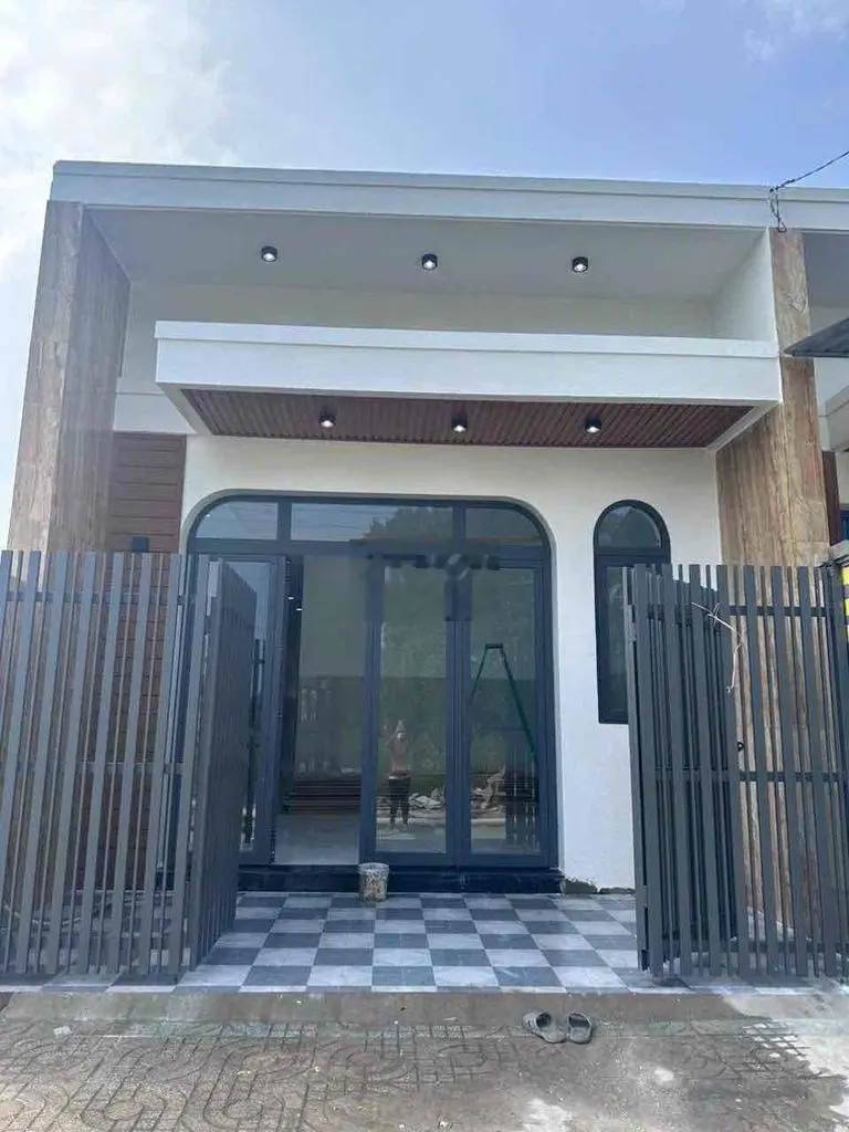 NHÀ MỚI XÂY GIÁ TỐT PHƯỜNG 8