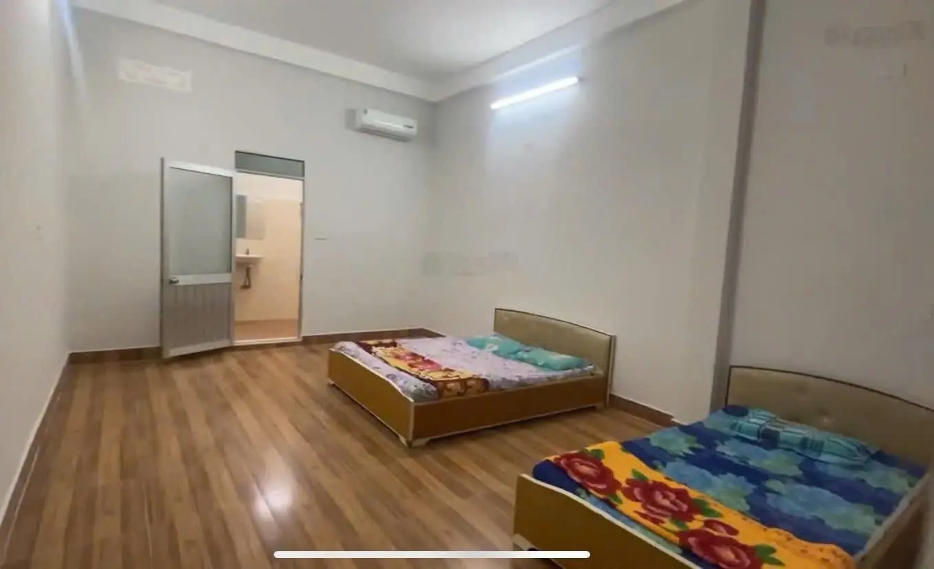 Bán nhà kinh doanh mặt tiền Nguyễn Đình Chiểu Nha Trang chân biển Hòn Chồng kinh doanh tốt