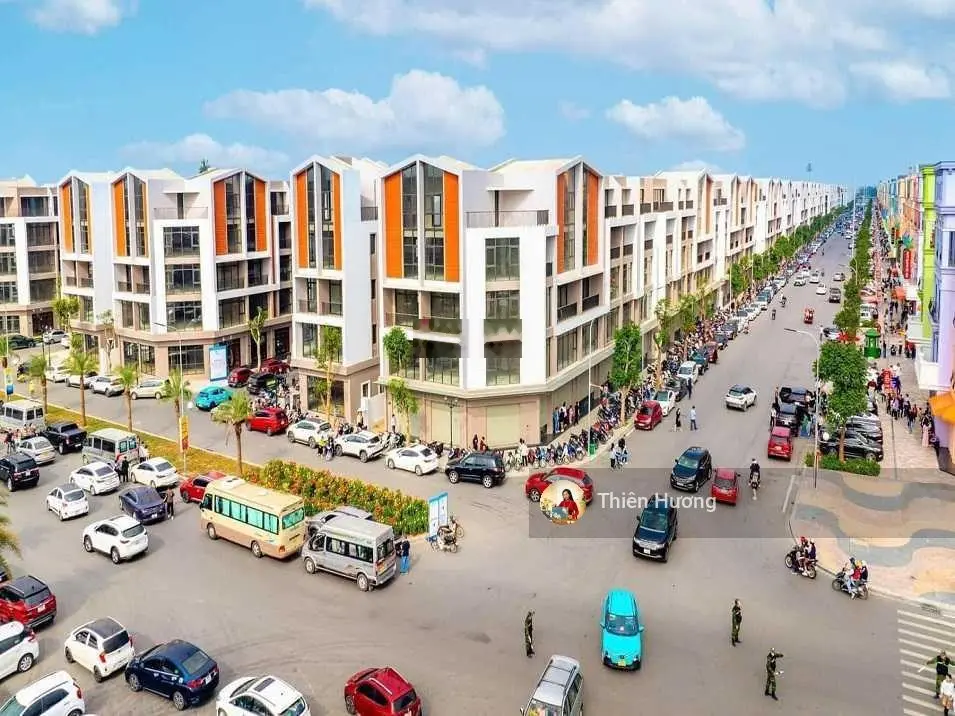 Hiếm, LK Phố Biển Vin 3 rẻ nhất nhỉnh 9tỷ 78m2 gần phố đi bộ, cạnh góc đầu hồi 0934 522 ***