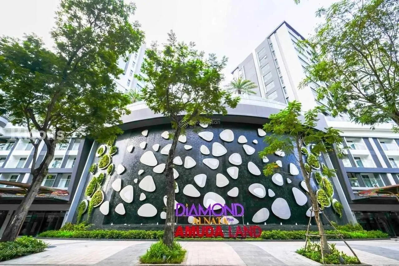 Cần bán căn hộ Diamond Alnata Plus 85m2 2PN 2WC Celadon. View đại lộ. Giá 5.2 tỷ (102%), hướng ĐN