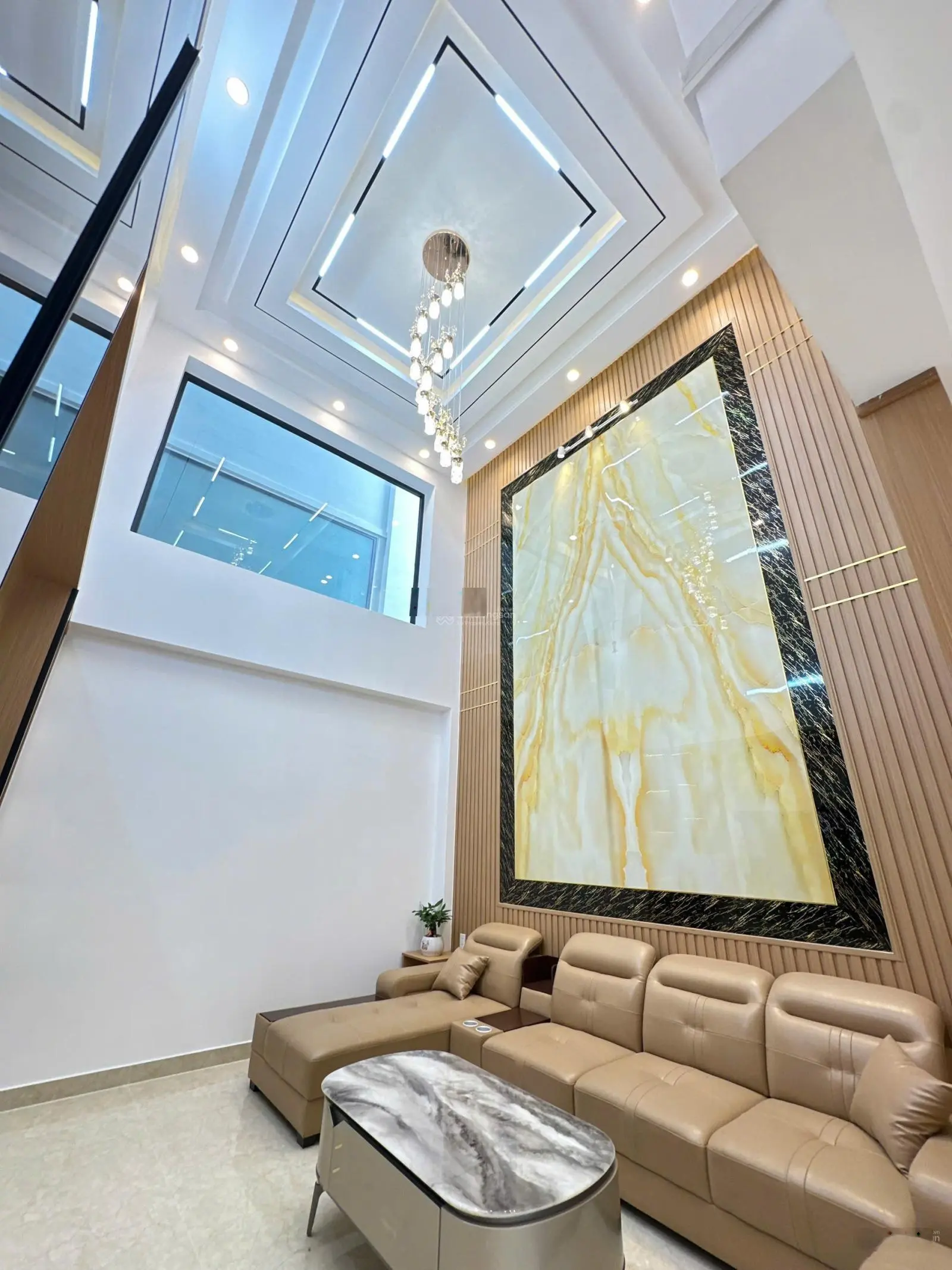 Bán nhà 5 tầng xây kiên cố Bình Tân đường Lê Văn Quới 7tỷ45, nội thất siêu đẹp, mặt tiền lớn kd tốt