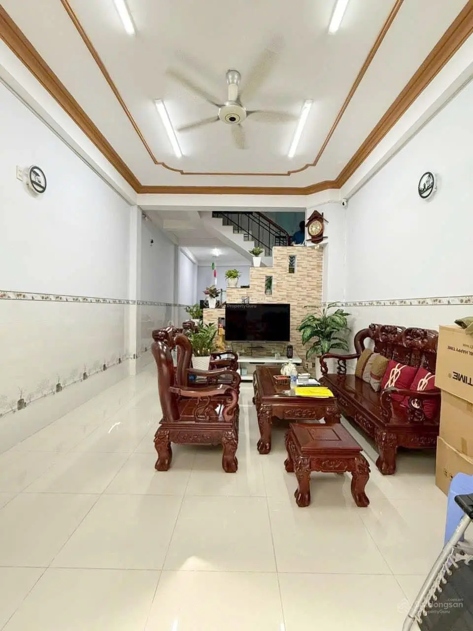 Gần etown cộng hoà. nhà mới đẹp. 4.5 x18.5m nở hậu. hoàn công đủ. tặng nội thất. chỉ 8.7t mq 66