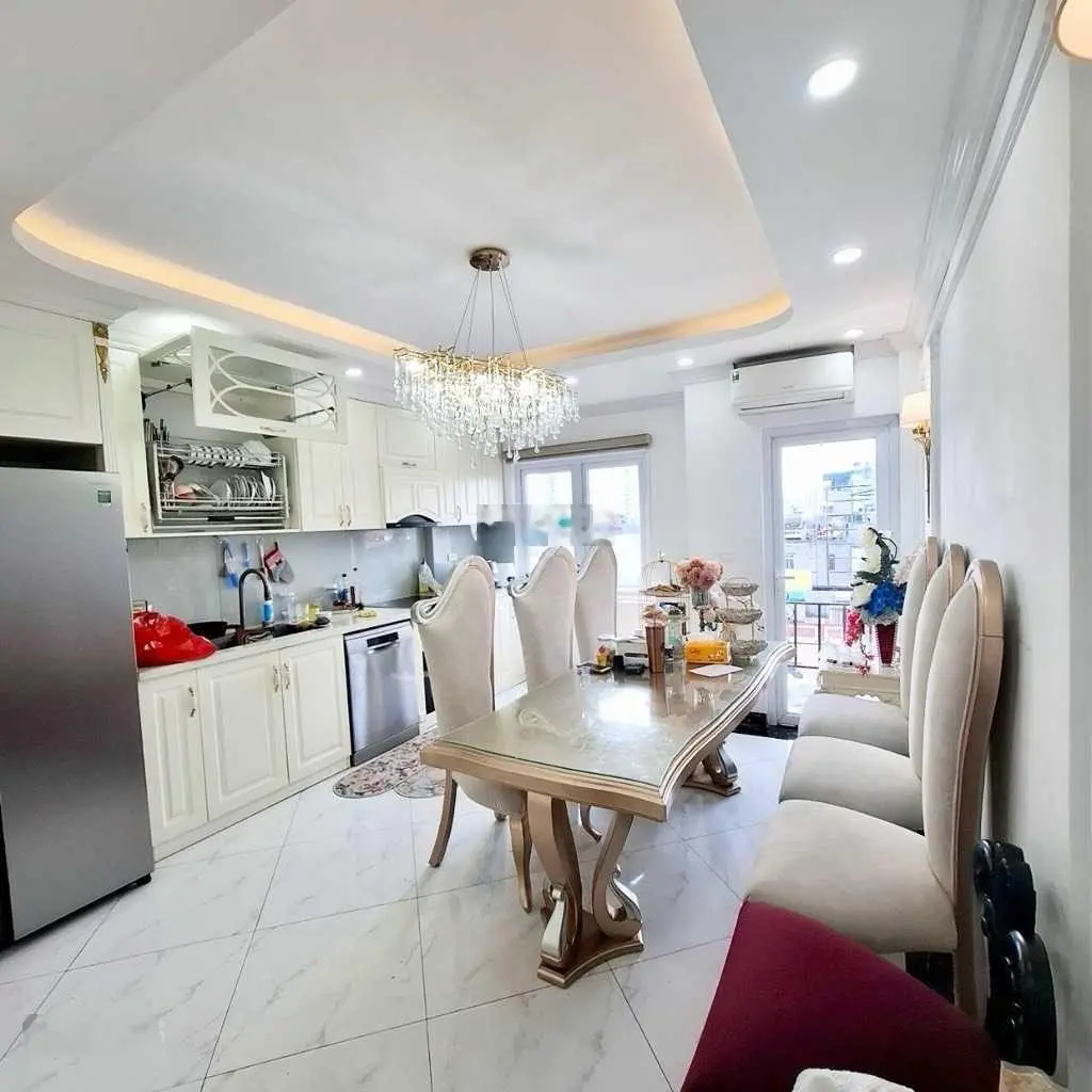 Bán nhà trục chính khu đô thị Đầm Trấu DT 55m2x6T mặt tiền 4.6m, 3 làn ô tô tránh