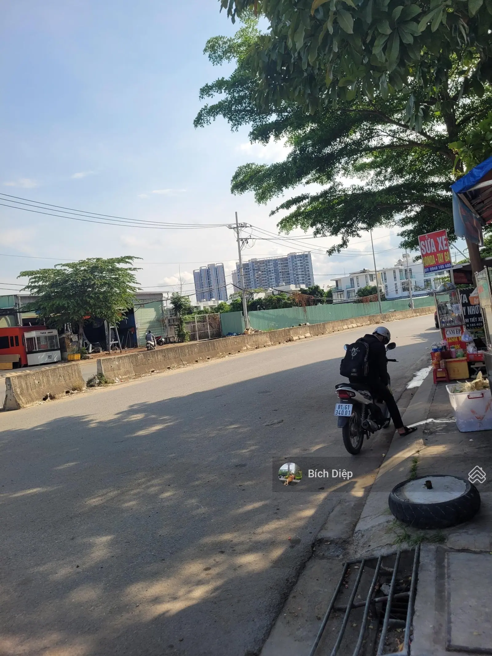 Giảm mạnh 3.5 tỷ! Mặt tiền Liên Phường - Đẹp ở Q9 - Đang cho thuê văn phòng - Cạnh Global city