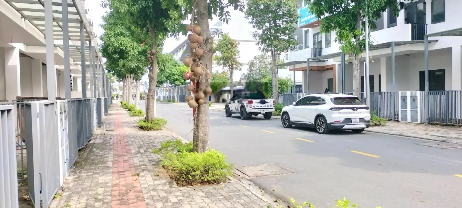 Bán căn B2 - 17 KDC The Pearl trục chính, nhà 1 trệt 2 lầu 1ST, giá 3,3 tỷ, sổ sẵn hoàn công