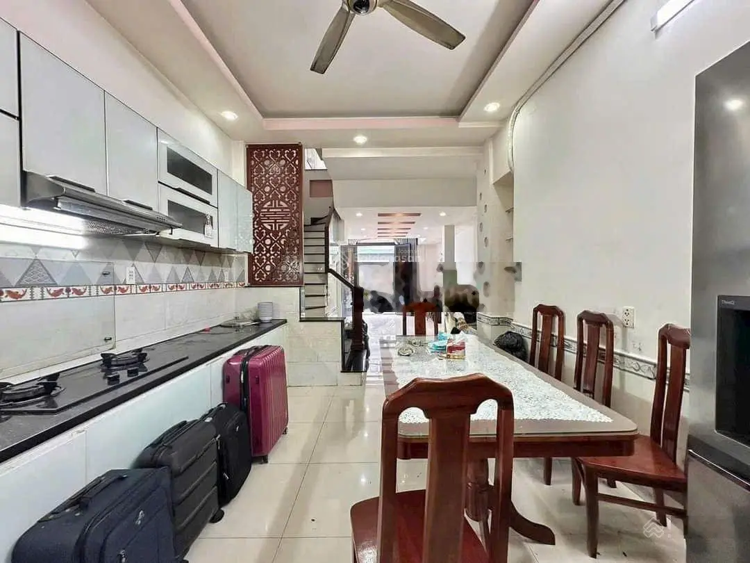 Nhà đẹp 270m2, Quận 7, Hẻm xe hơi, 9 tỷ nhỉnh, Huỳnh Tấn Phát