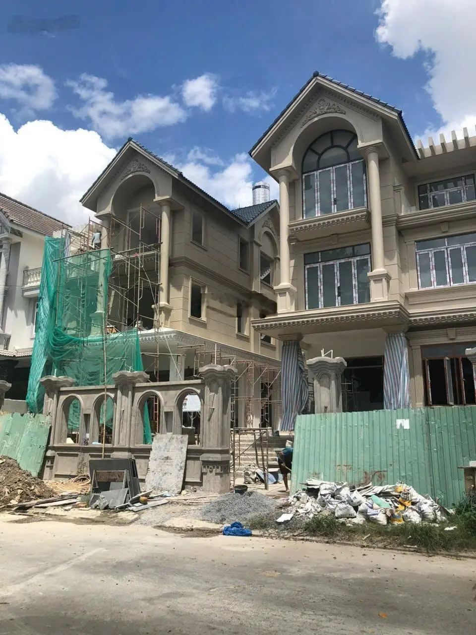 Bán nhà KDC Đại Phúc Green Villas 5x20m, giá 9tỷ. LH 0932 798 *** 0826 760 ***