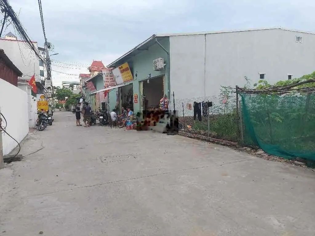 PHÙ HỢP CHO 2 VỢ CHỒNG TRẺ MUA ĐẤT XÂY NHÀ GIÁ CHƯA ĐẾN 2 TỶ - GẦN KCN