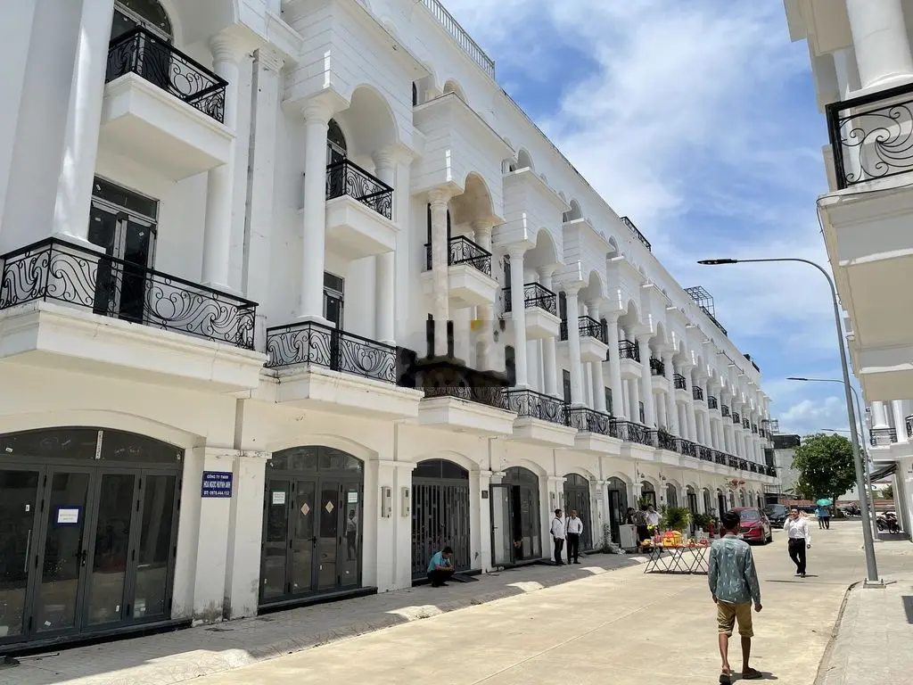 Bán nhà 4,5 tỷ, diện tích 81m2 tại Trường Chinh, Xã Bình Minh. Sỗ sẵn từng căn