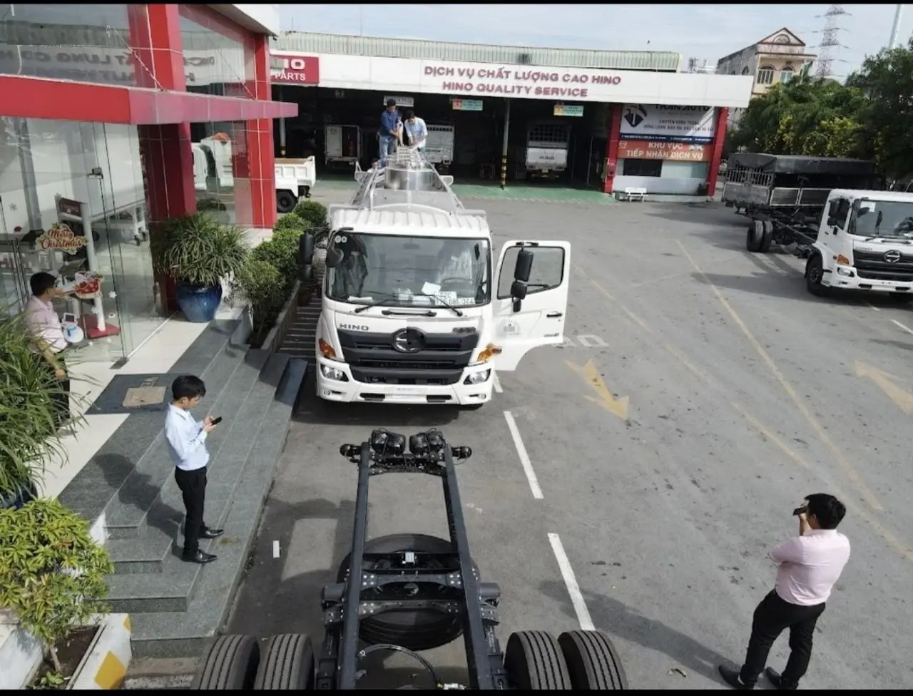 Mặt tiền QL1A ngay Đoạn UBND Quận 12, DT khủng gần 13.000m2 full thổ, cho thuê 6tỷ. Giá cực hót