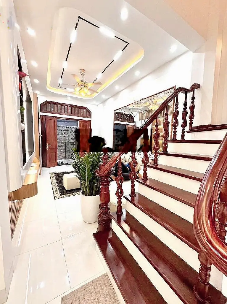 Nhà đẹp VĂN TIẾN DŨNG , 5 tầng, 20m ra ôtô tránh , hơn 5 đồng xíu xíu . Thuý 0985 387 ***