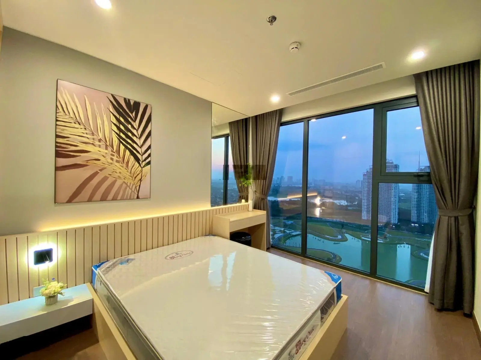 Chính chủ bán căn 3N chỉ 10tỷ - 120m2 Full đồ - BRG 25 Lê Văn Lương - Cam Kết rẻ nhất thị trường