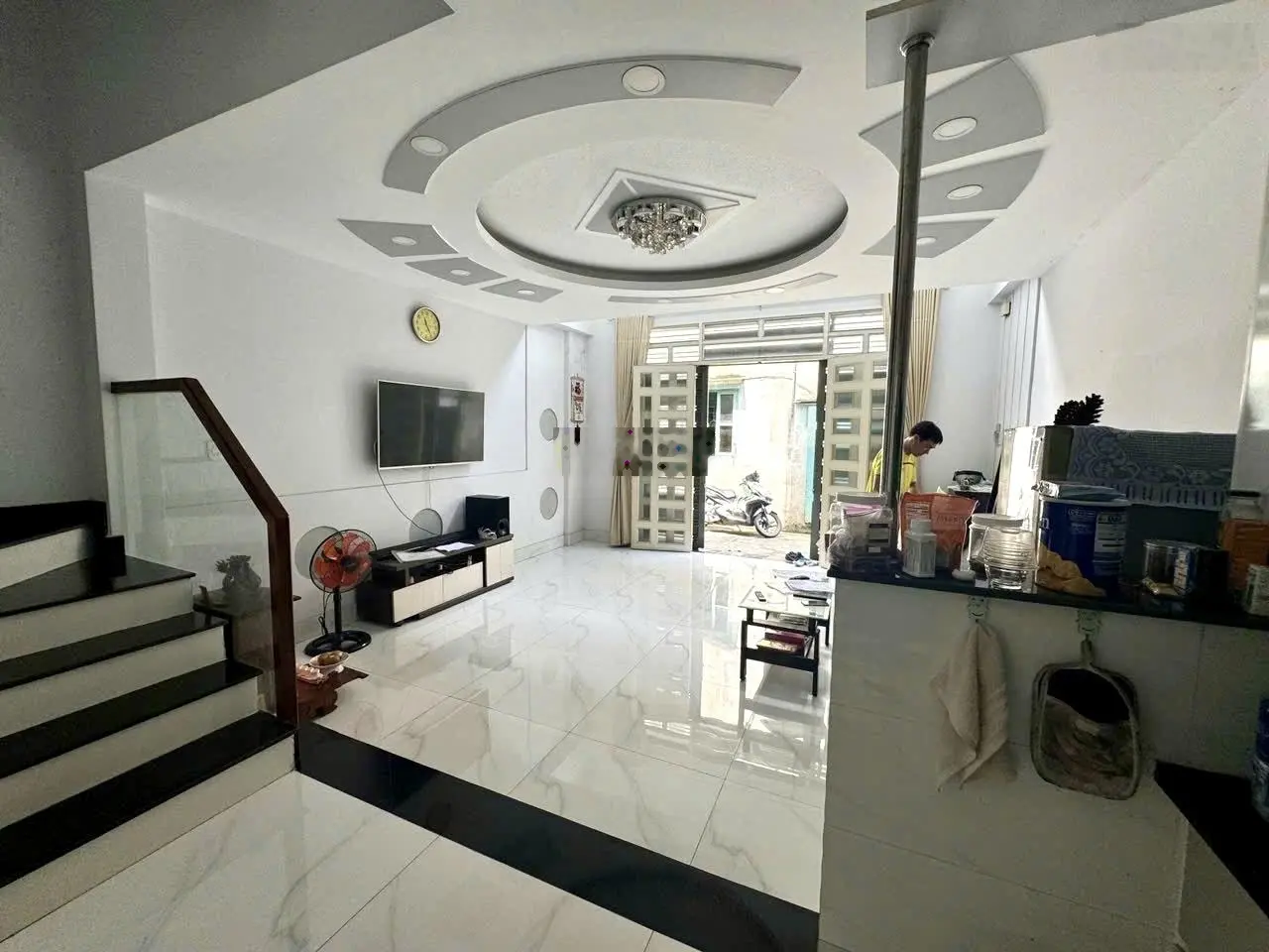 Chính chủ cần bán nhanh nhà hẻm toạ lạc tại nhiêu trứ- phú thuận - 40m - 5 tầng giá 7,5tỷ