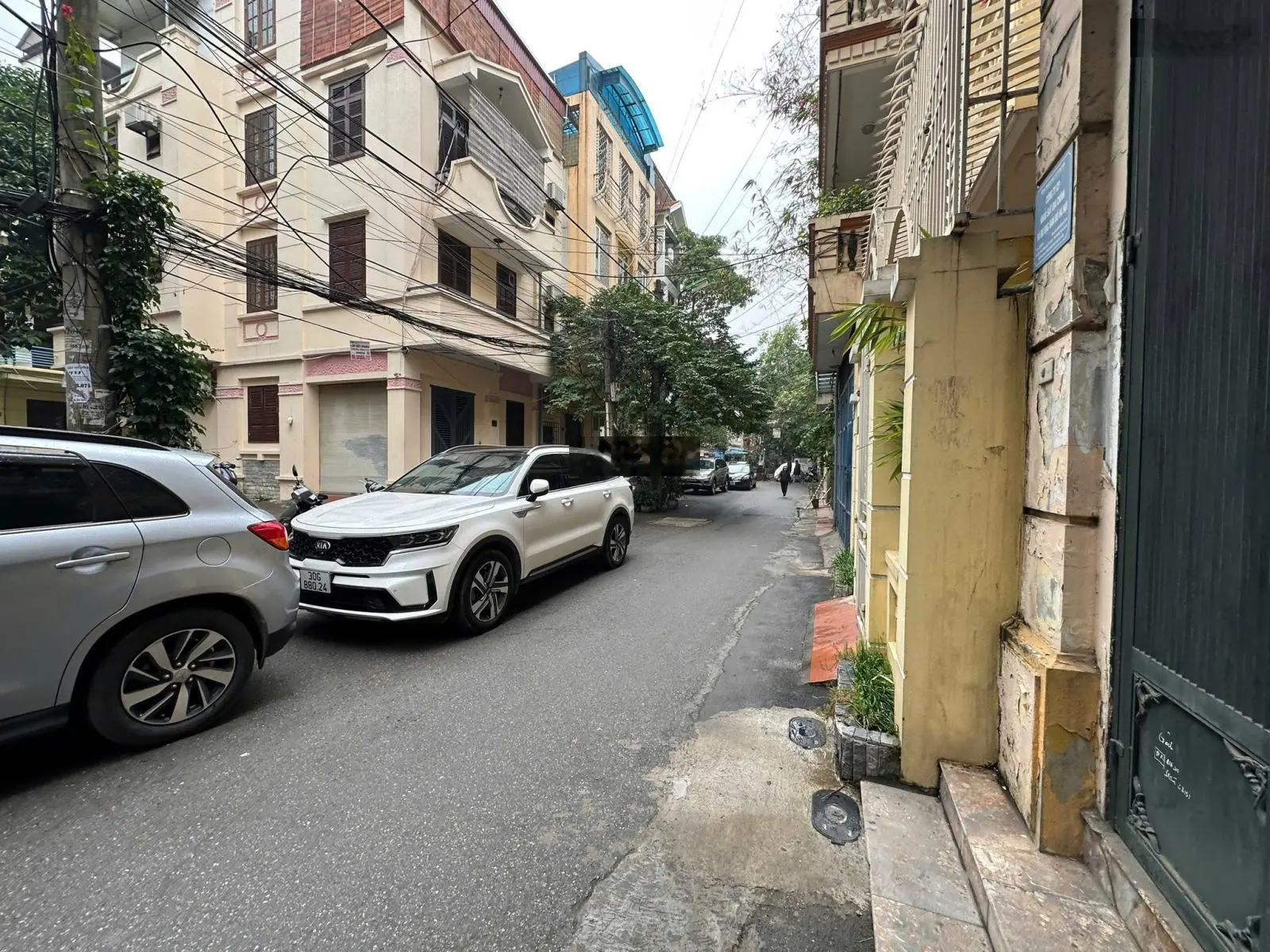 Bán nhà phố hoàng ngọc phách, đống đa, phân lô, ô tô, kd, dt 65m2* mt 4.8m*giá 20 tỷ