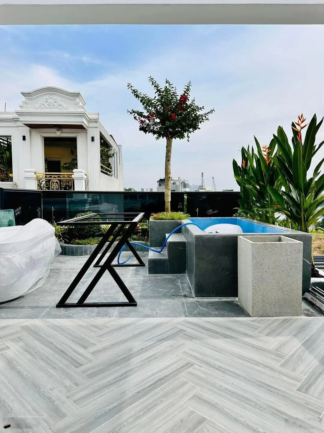 Lên sóng siêu phẩm THANG MÁY 450KG, nằm đường trên TRẦN NGỌC DIỆN - P.THẢO ĐIỀN - Q.2, giá 3tỷ980
