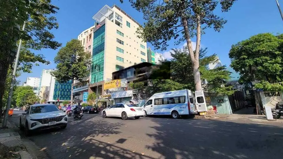 Bán gấp - đất xây tòa nhà - CHDV đường Võ Oanh (D3) P. 25, Bình Thạnh DT: 11x30m giá chỉ: 50 tỷ
