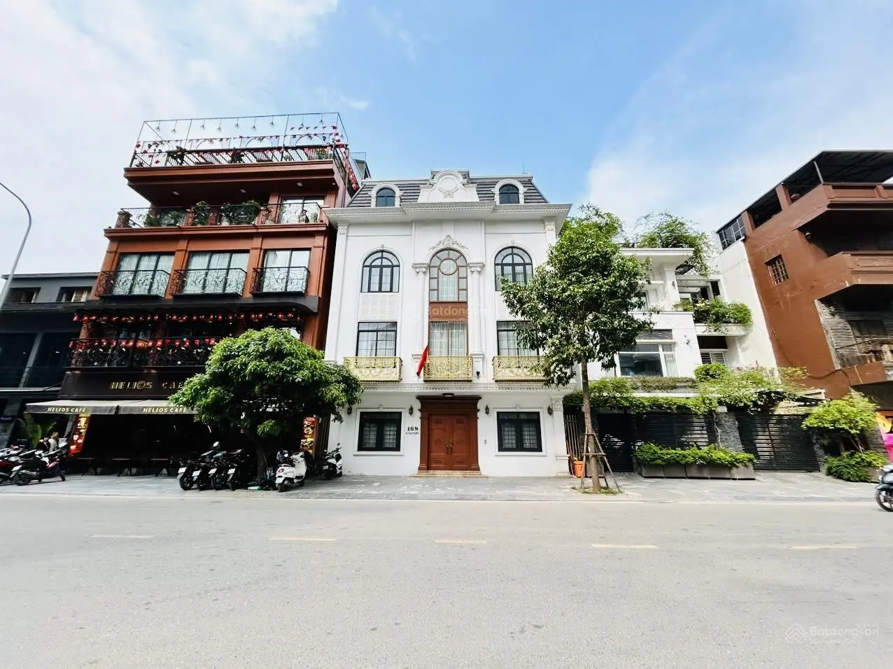 Thông Tin Chuẩn Phường Quảng An Mảnh Đất Mặt Phố Lô Góc 2 Mặt Đường, Mặt Tiền 11.3m, Giá: 90.9 Tỷ