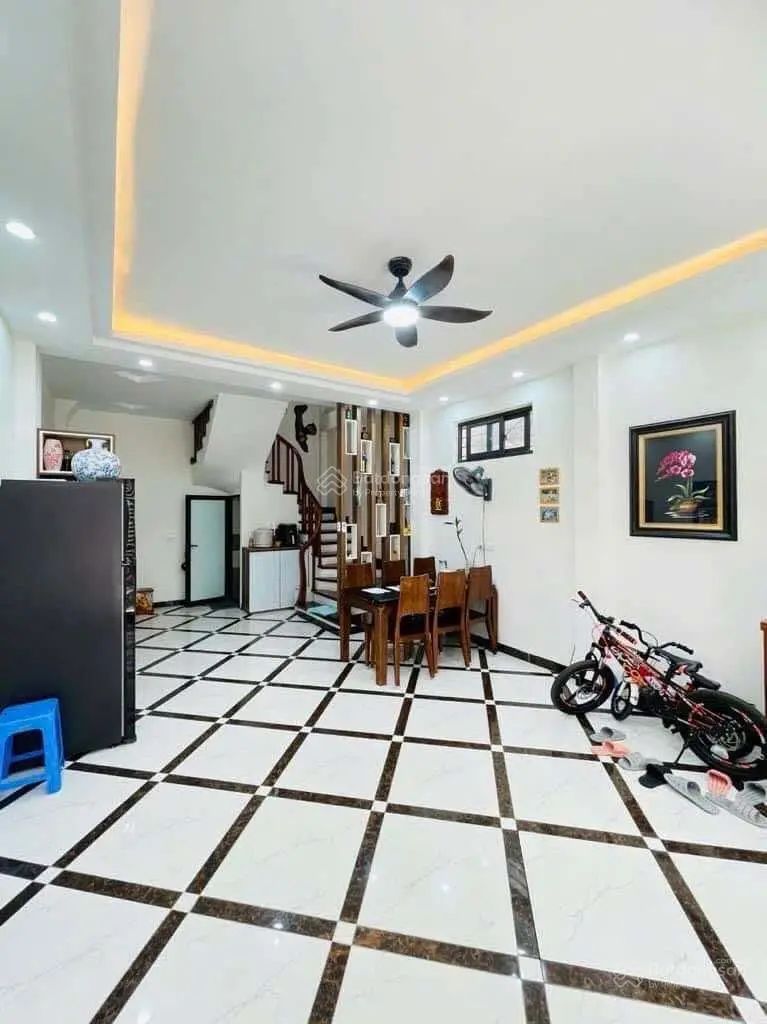 Bán nhà đường Trường Chinh Cách 1 Nhà Ra 2 Ô Tô Tránh Ngõ Riêng 43m2 5 Tầng Nhà Đẹp Lung Linh