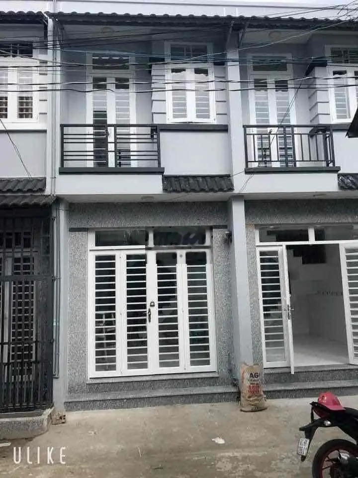 cần bán gấp nhà