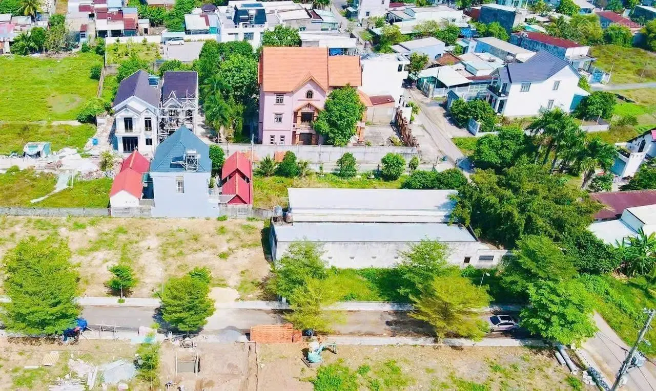 Bán gấp nhà ngay đường TL2, cạnh BV Xuyên Á, 139m2(8,5x9,6m), có gara để ô tô, MT nhựa 8m, điện âm
