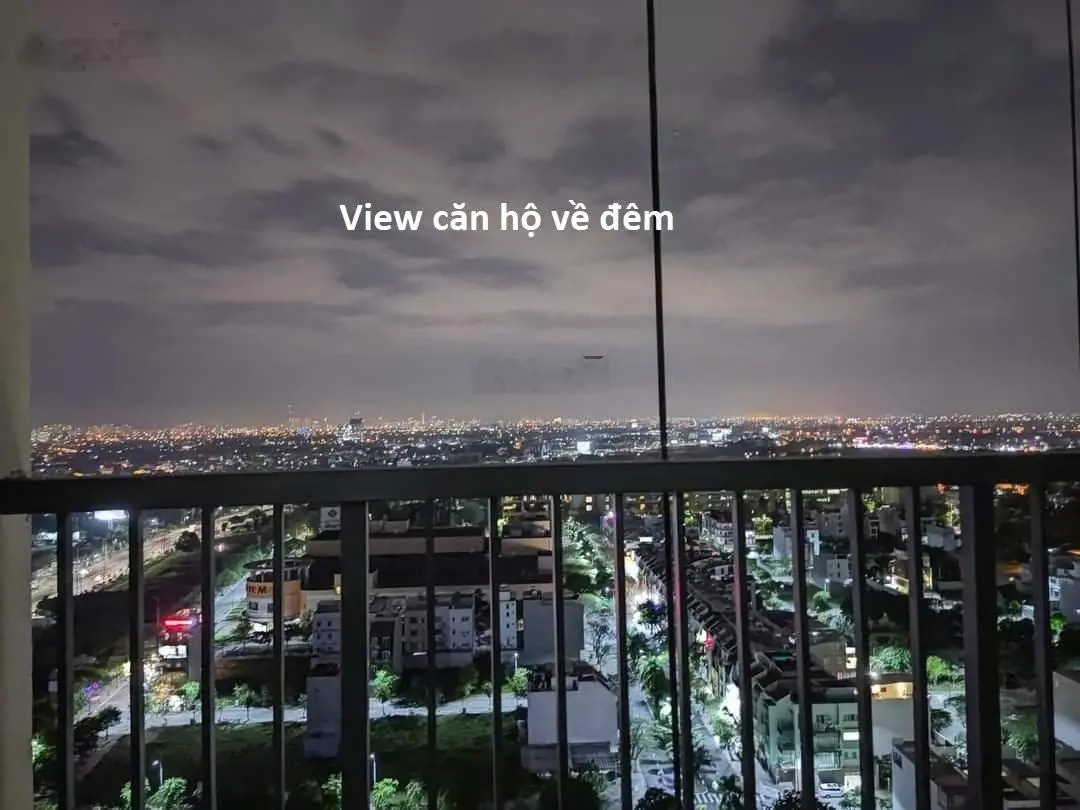 Chủ cần tiền Bán gấp căn góc 3 PN 2 ban công giá tốt nhất thị trường 2t080 nhà mới 100% view đẹp