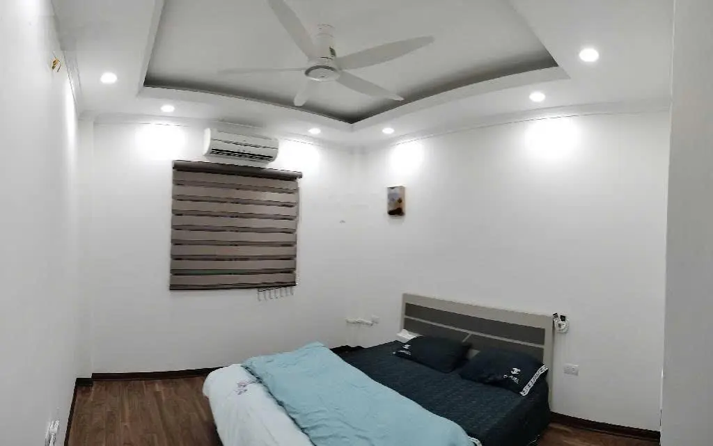 Chủ nhà gửi bán căn hộ 5 tầng ,nhà đẹp full nội thất xịn sò tiền tỷ.thằng máy em ru