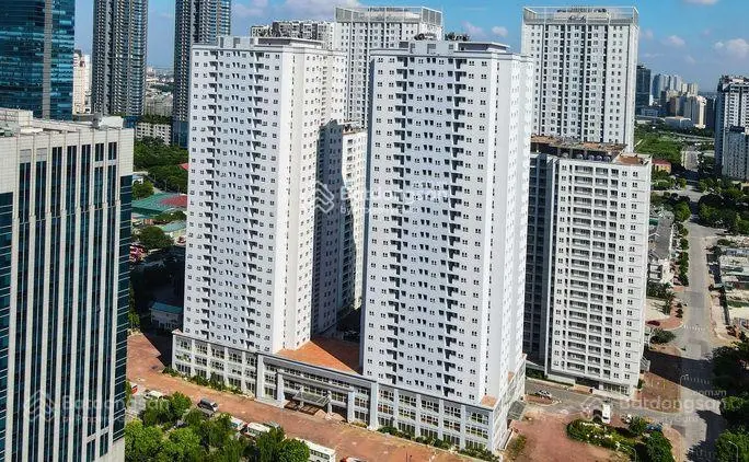 Bán căn 75.52m2 ban công tây nam chung cư 30t2 nam trung yên. Giá 57 triệu /m2 .0 LH 0982 013 ***