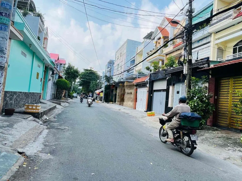 Bán nhà MTNB Nguyễn Xuân Khoát (4x17.5m vuông) nhà 3.5 tấm mới, ở ngay