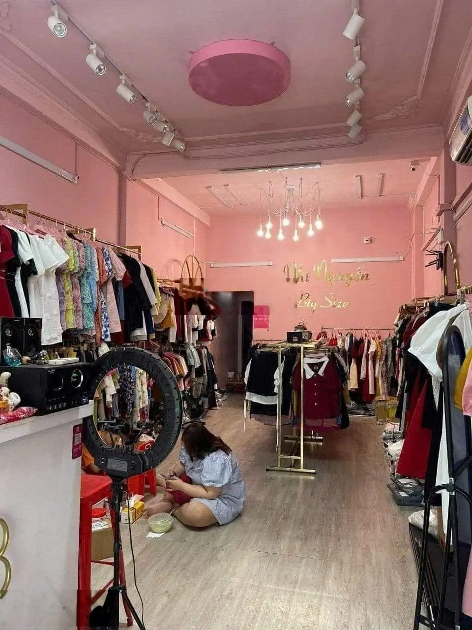 Tôi cần sang nhượng lại gấp căn nhà mặt tiền đường 18B giao với đường Đinh Đức Thiện và QL1A
