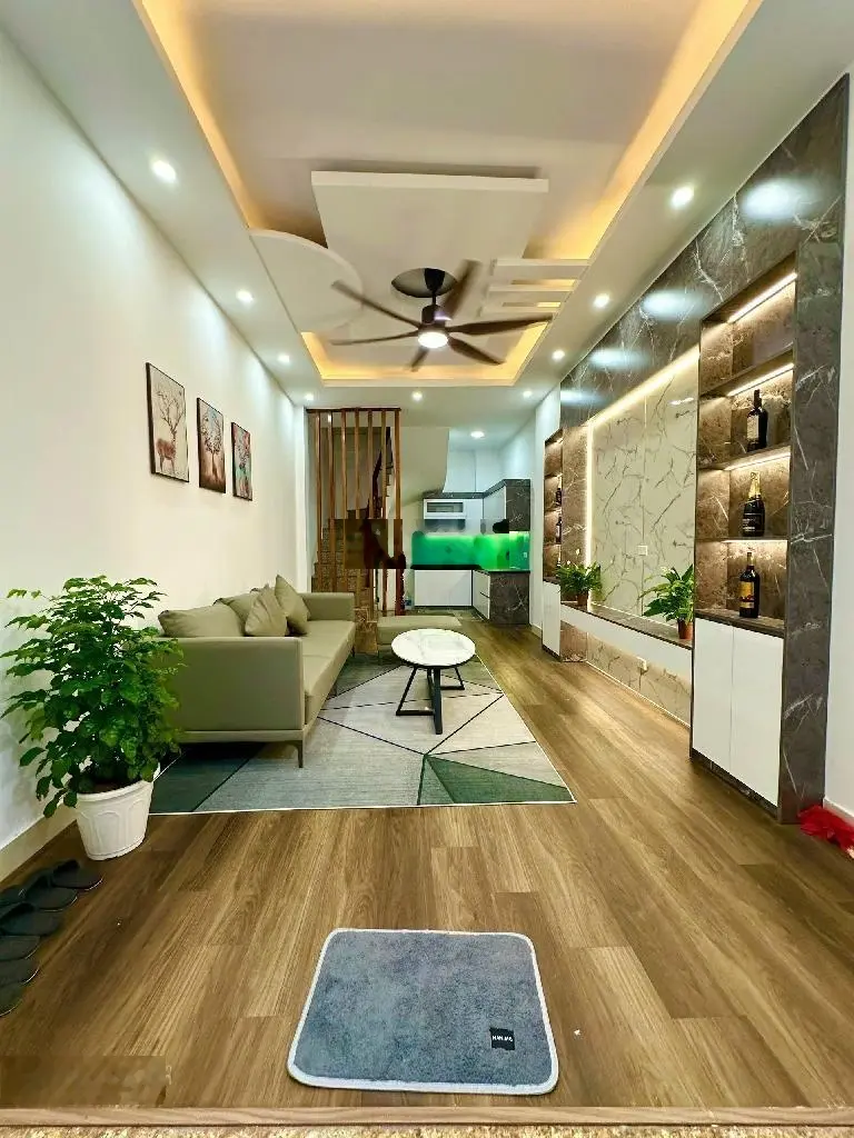 Bán nhà Minh Khai - Ô tô cách 40m - 5 tầng - 3PN full nội thất. Giá: 5,39 tỷ. LH: 0779 548 ***