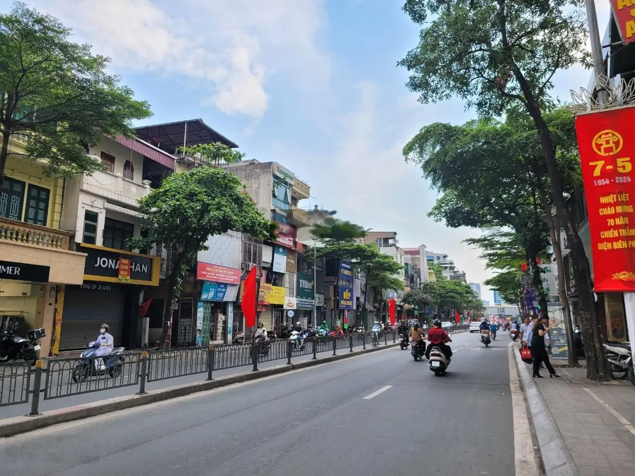 Căn duy nhất - bán nhà lô góc phố Tây Sơn, Quang Trung, Đống Đa 69m2 * mặt tiền 4.5m, ô tô tránh