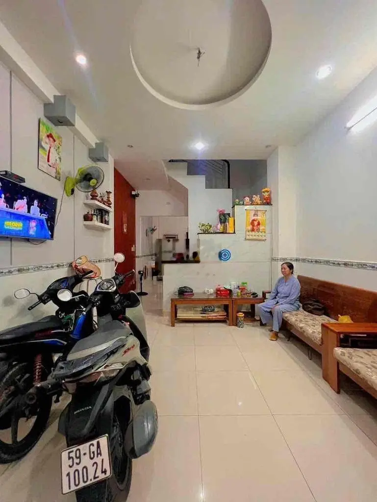 Bán nhà giá 3,68 tỷ, diện tích 48 m2, tại Tân Thới Hiệp 20, phường Tân Thới Hiệp, quận 12