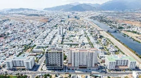 VCN Phước Hải Nha Trang khu vip 1. Giá 52tr/m2 DT 369.6m2 ngang 16.8m hướng Tây