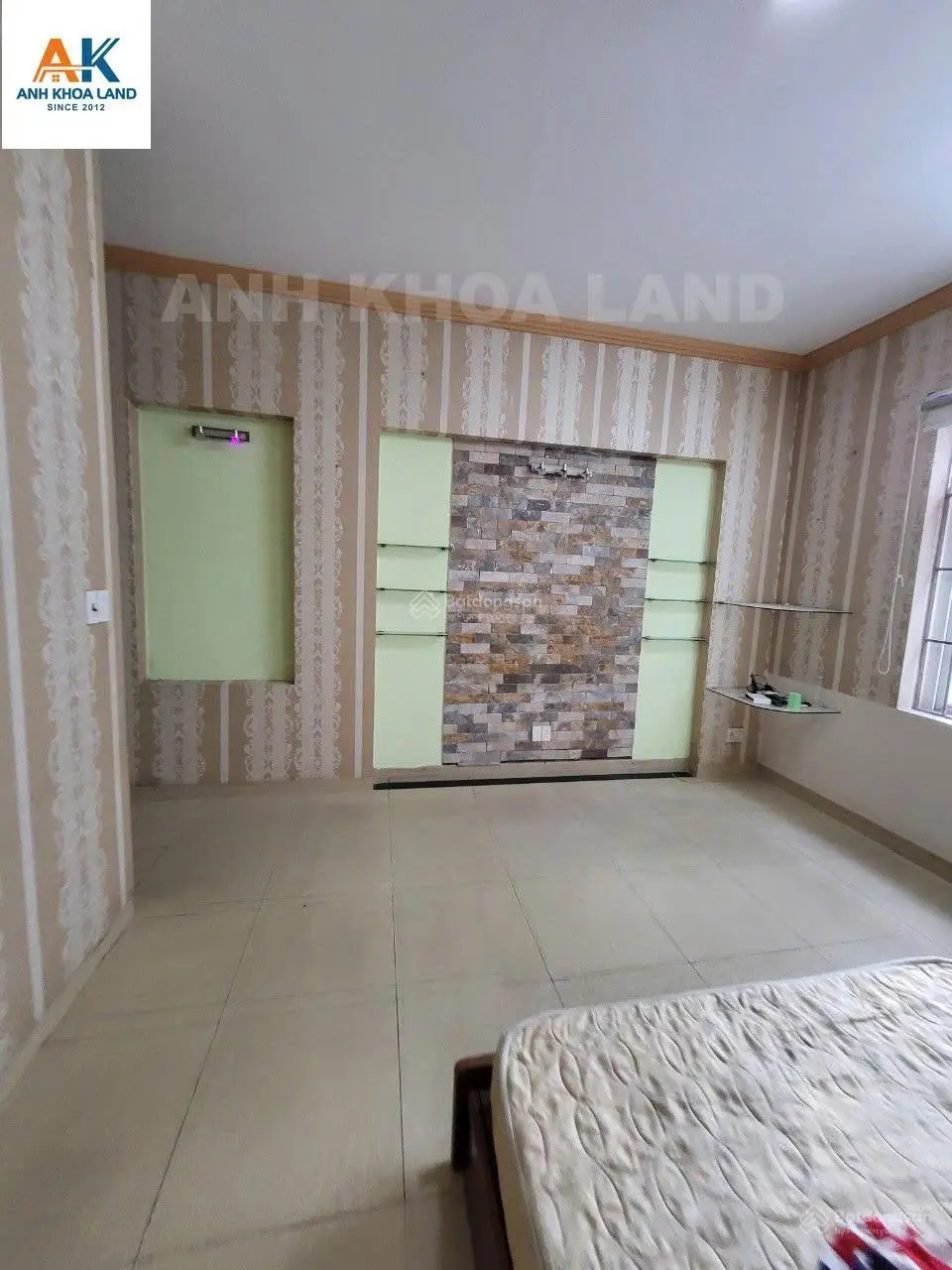 Nhà mặt tiền đối diện công viên, khu dân cư Areco, sát Phạm Văn Đồng, cho thuê làm VP 27tr/tháng