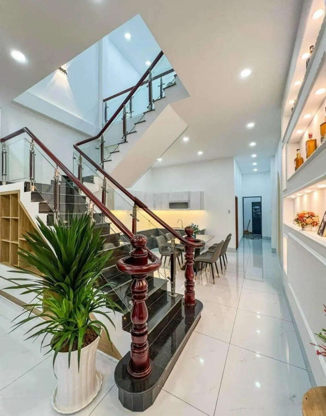 HÀNG HOT TẠI ĐƯỜNG HUỲNH VĂN BÁNH, PHÚ NHUẬN 1,99 TỶ, 54M2, 2PN Ngay trung tâm cao đẳng kinh tế Shr