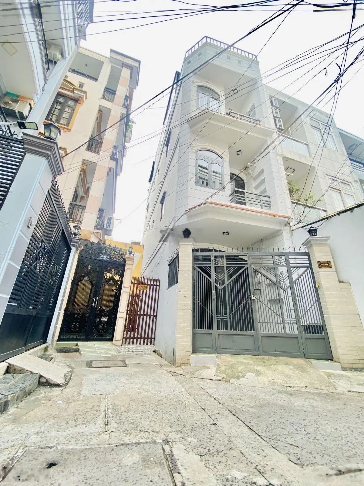Nhà đẹp Phú Nhuận BTCT - công năng - giá tốt